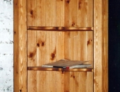 pine-corner-cupboard-with-traditional-denbighshire-pattern-top-rail