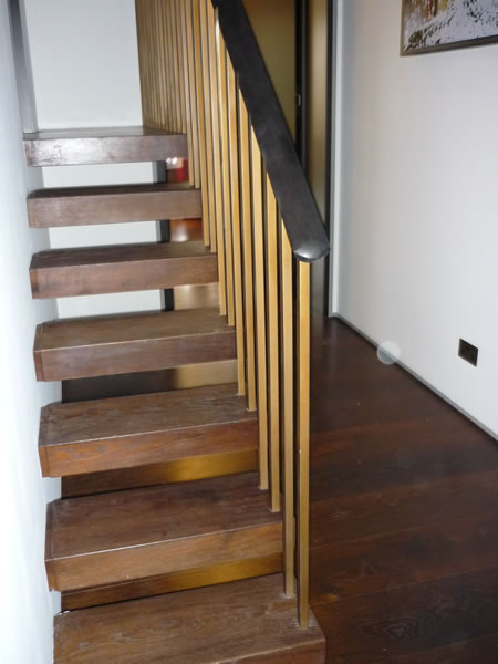 Cantilever stairs in baked oak